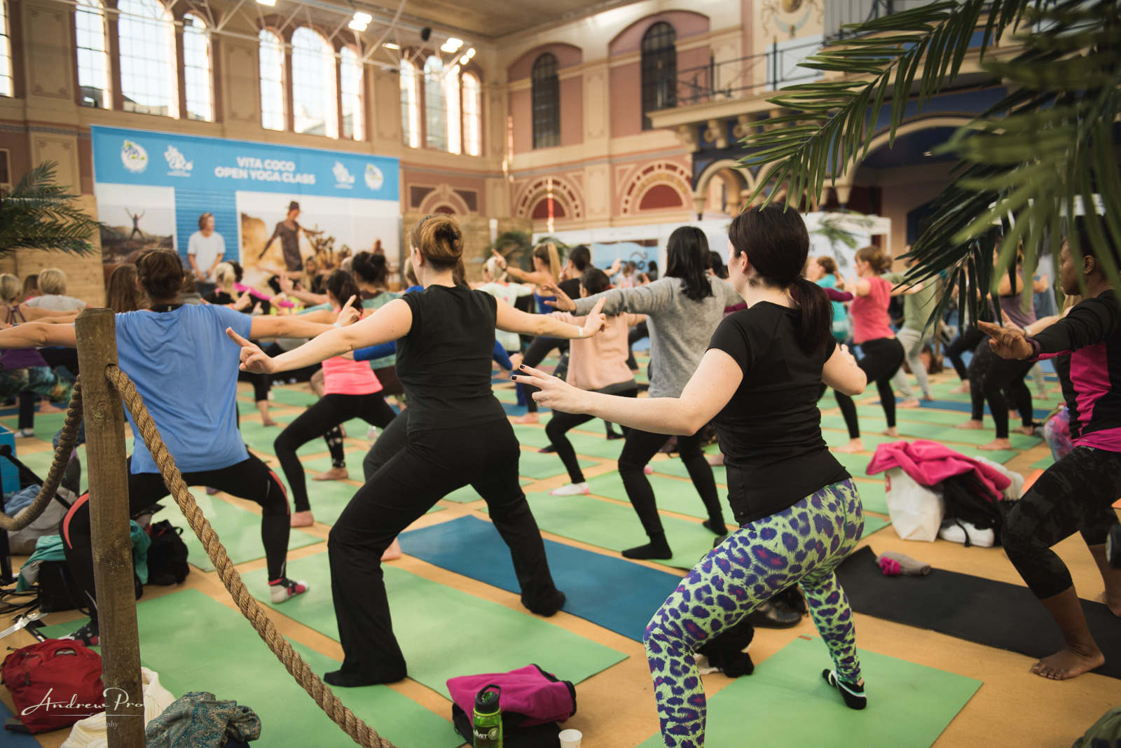 om-yoga-show-alexandra_palace-24